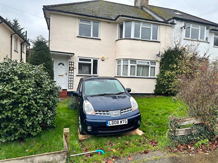 2 Bedroom Maisonette To Rent In Westmere Drive, London, NW7