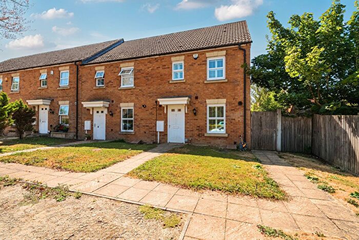 3 Bedroom End Of Terrace House For Sale In Henderson Grove, Biggin Hill, Westerham, TN16