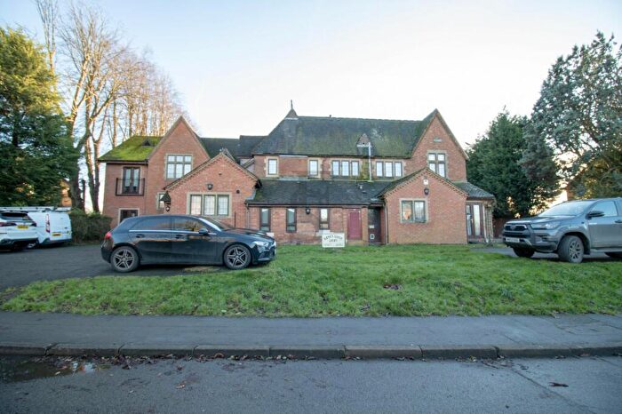 1 Bedroom Flat To Rent In Arden Lodge Court, Bulkington, CV12