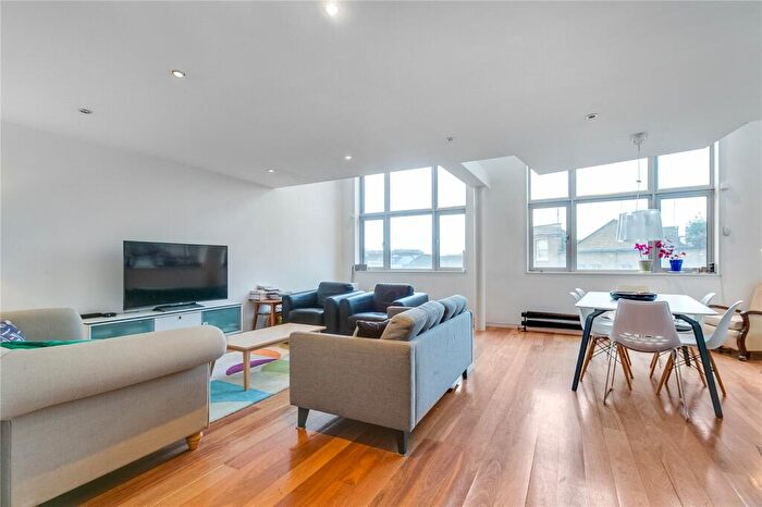 2 Bedroom Flat To Rent In Provost Street, Hoxton, N1