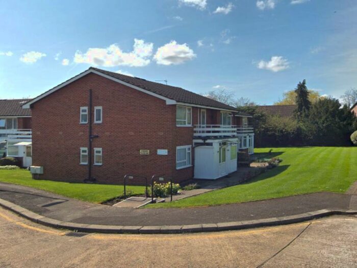 3 Bedroom Flat To Rent In Hardwick Court, Hardwick Close, Stanmore, HA7