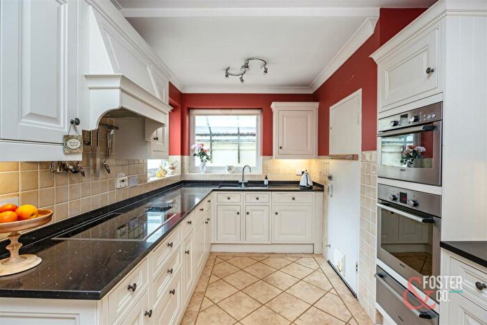 5 Bedroom Detached House For Sale In Dyke Road, Hove, BN3