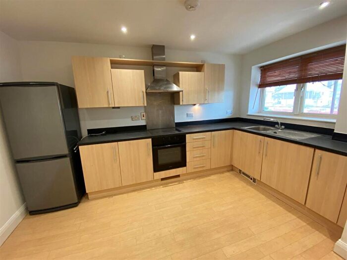 1 Bedroom Flat To Rent In Cei Dafydd, Barry, CF63