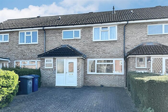 3 Bedroom Terraced House For Sale In Middlemarch, Witley, Godalming, GU8