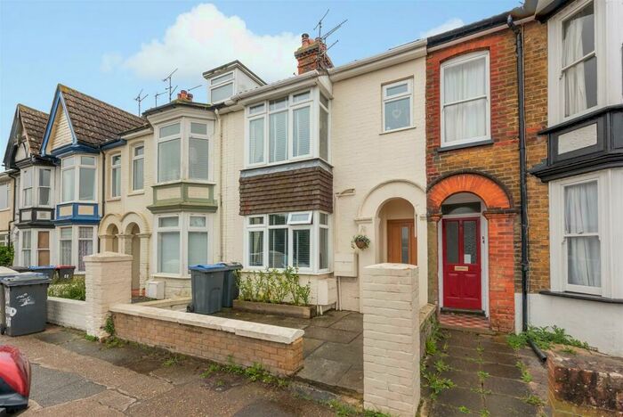 2 Bedroom Maisonette To Rent In Westgate Terrace, Whitstable, CT5