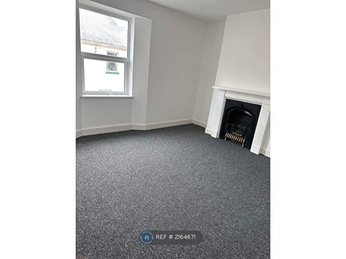 Studio To Rent In South Street, Torquay, TQ2