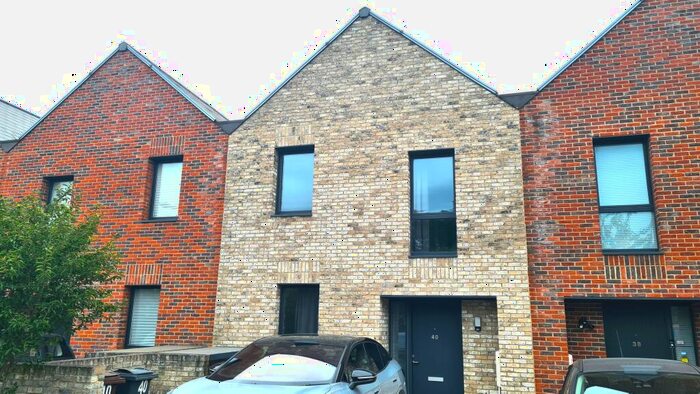 3 Bedroom Terraced House To Rent In Northview Avenue (), Tilbury., RM18