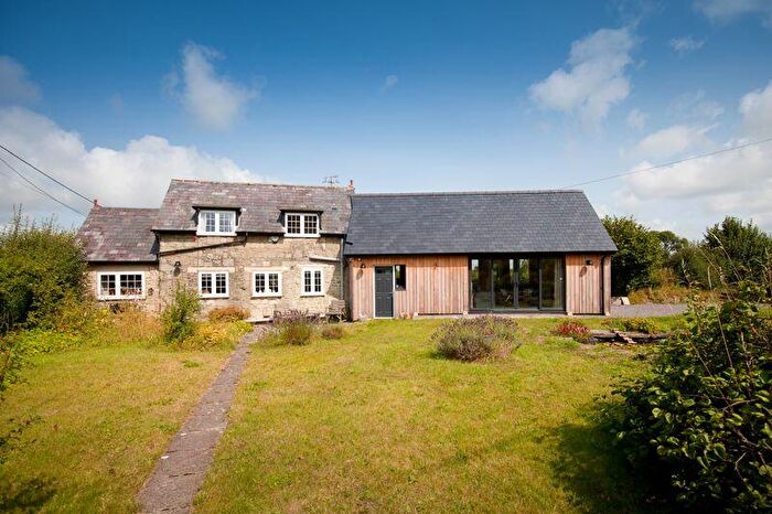 4 Bedroom Detached House For Sale In Charlton, Shaftesbury, SP7