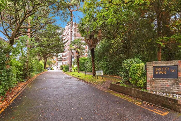 2 Bedroom Flat For Sale In Christchurch Road, Bournemouth, Dorset, BH1