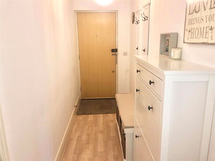 1 Bedroom Flat For Sale In Leighton Road, Leighton Buzzard, Bedfordshire, LU7