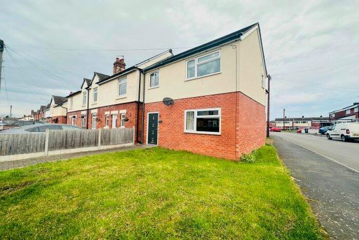 4 Bedroom Property To Rent In Park Avenue, Tamworth, B78