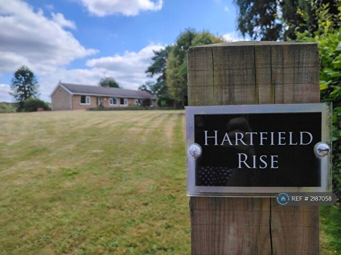 4 Bedroom Bungalow To Rent In Frensham Lane, Headley, Bordon, GU35