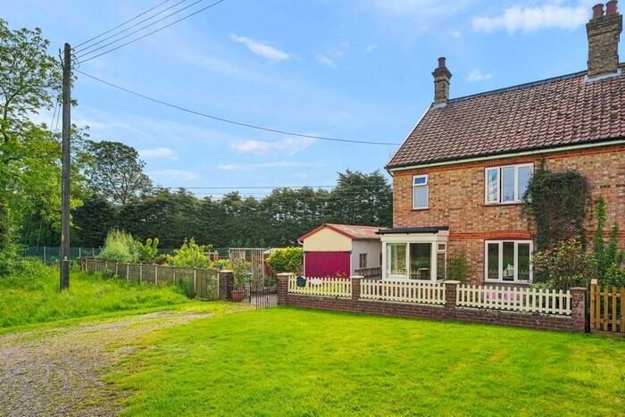 3 Bedroom Semi-Detached House For Sale In Mellis, Eye, IP23