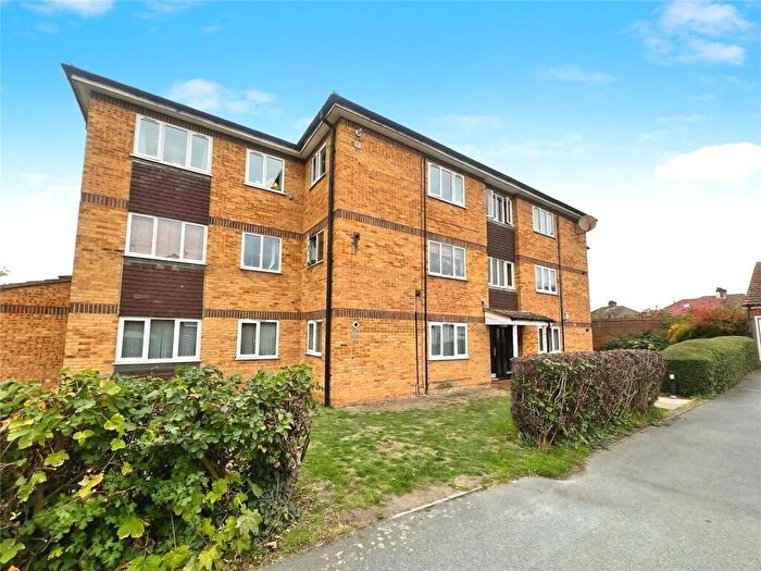 2 Bedroom Flat To Rent In Fox Hollow Drive, Bexleyheath, DA7