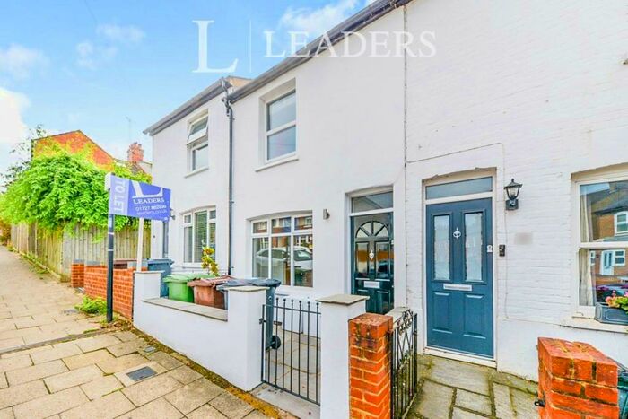 2 Bedroom Terraced House To Rent In Folly Avenue, AL3
