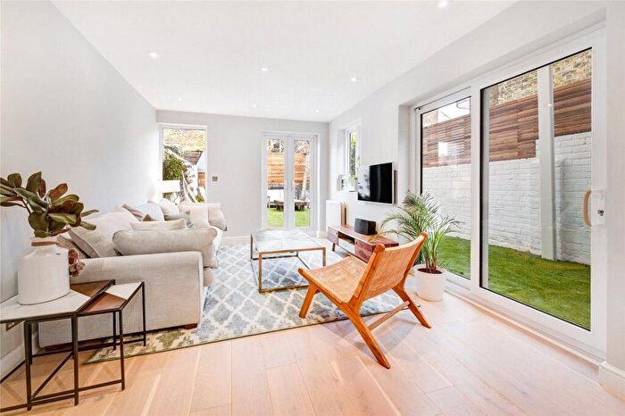 5 Bedroom Terraced House For Sale In Shelgate Road, London, SW11