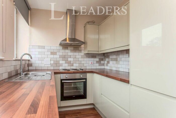 2 Bedroom Apartment To Rent In The Pavement, Town Centre, RH10