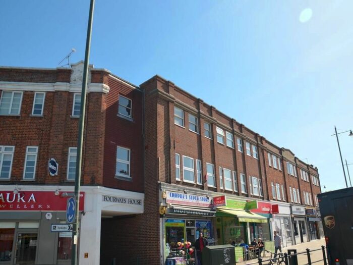 1 Bedroom Flat To Rent In A Nelson Road, Twickenham, TW2