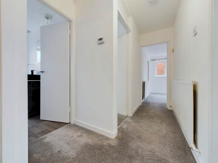 2 Bedroom Maisonette To Rent In Waterloo Crescent, Wigston, LE18