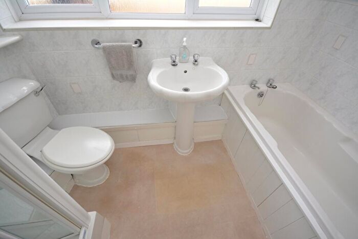 2 Bedroom Detached Bungalow For Sale In Linksfield Road, Westgate-on-sea, CT8