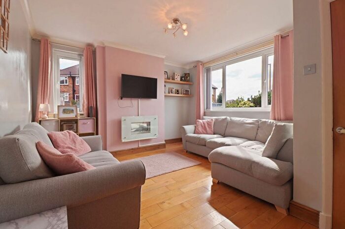 3 Bedroom Semi-detached House For Sale In Wombwell Avenue, Wath-Upon-Dearne, Rotherham, S63