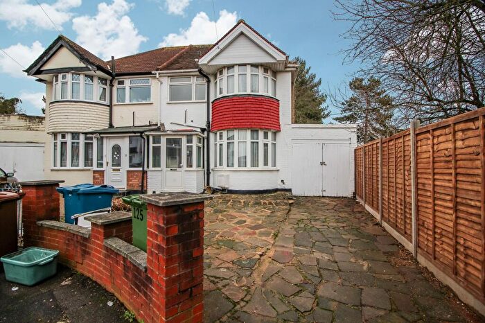 3 Bedroom Semi Detached House To Rent In Court Close, Harrow, HA3