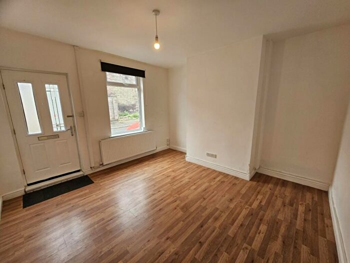 2 Bedroom House To Rent In Burton Terrace, Barnsley, S70