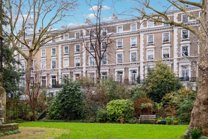 2 Bedroom Flat To Rent In Courtfield Gardens, London, SW5