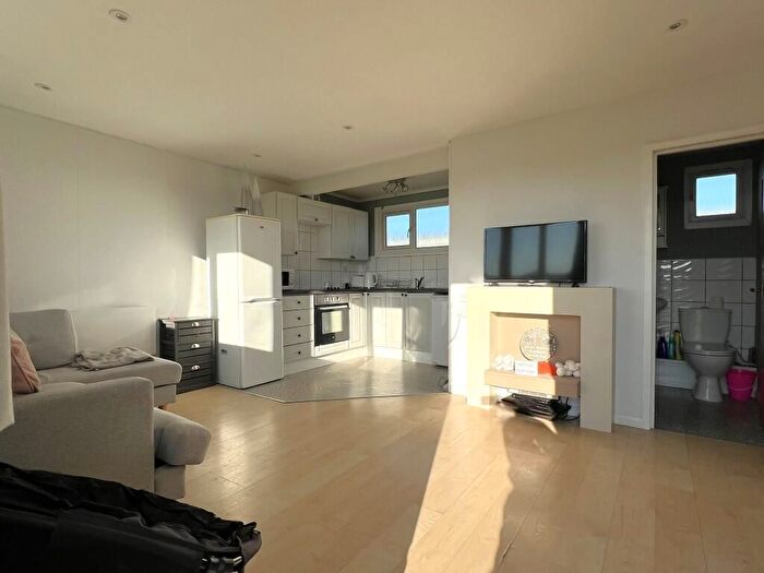 2 Bedroom Chalet For Sale In New Lydd Road, Camber, Rye, TN31