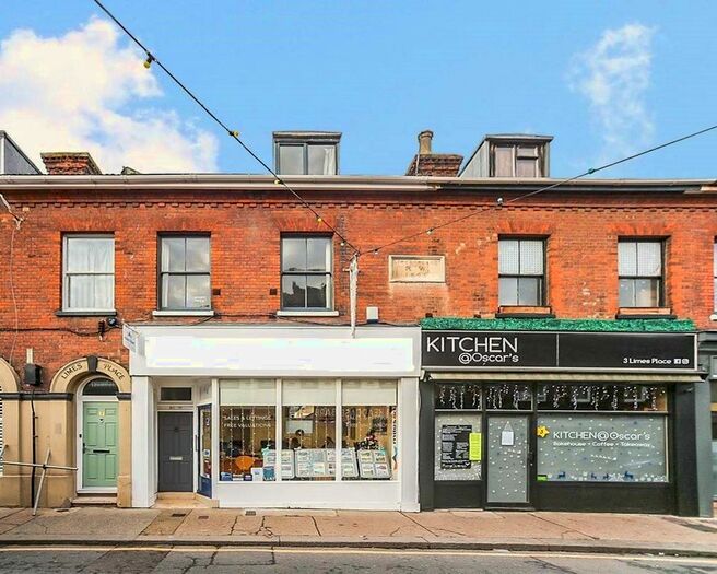 3 Bedroom Flat To Rent In Limes Place, Preston Street, Faversham ME13