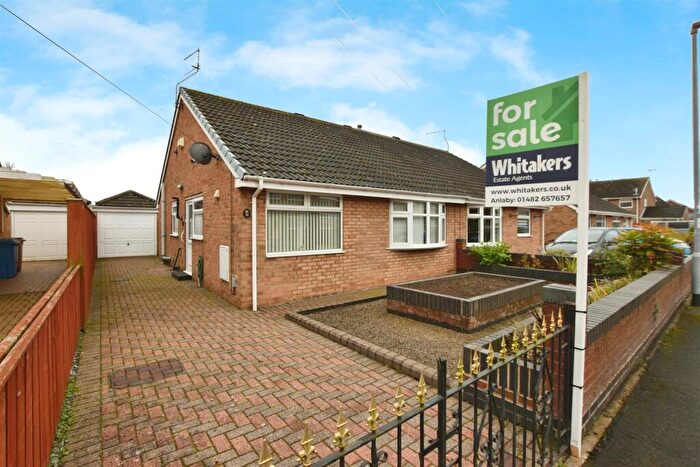 2 Bedroom Semi-Detached Bungalow For Sale In Normanton Rise, Hull, HU4