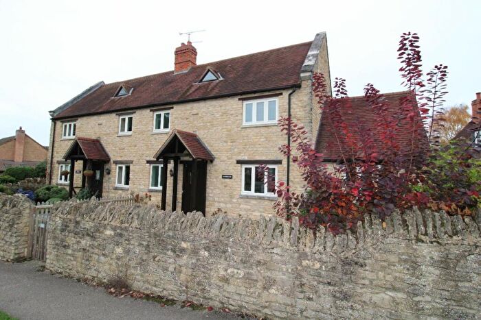 3 Bedroom Semi-Detached House To Rent In Crofts End, Sherington, MK16