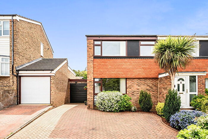 3 Bedroom Semi-Detached House For Sale In Large Driveway, Integral Garage & South Facing Garden, ME8