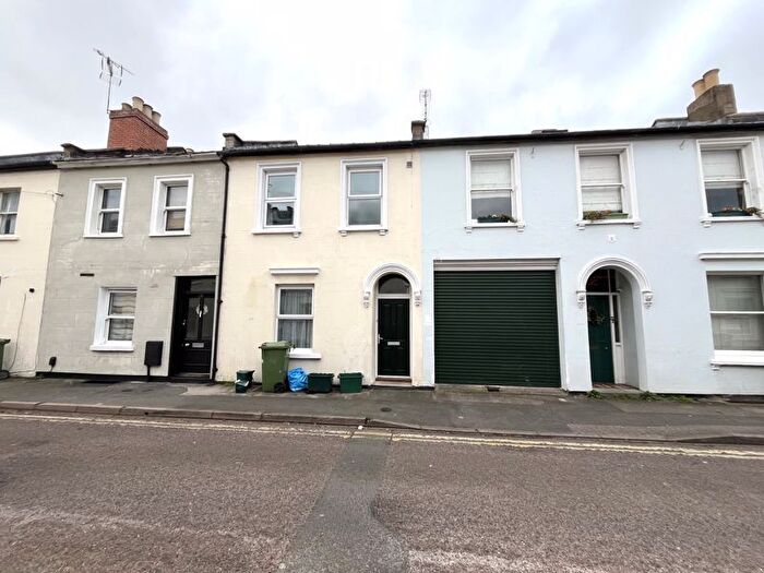 4 Bedroom Terraced House To Rent In Bennington Street, Cheltenham, GL50