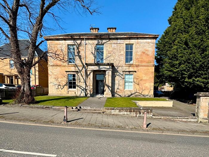 2 Bedroom Ground Maisonette To Rent In Auchingramont Road, Hamilton, Lanarkshire, ML3