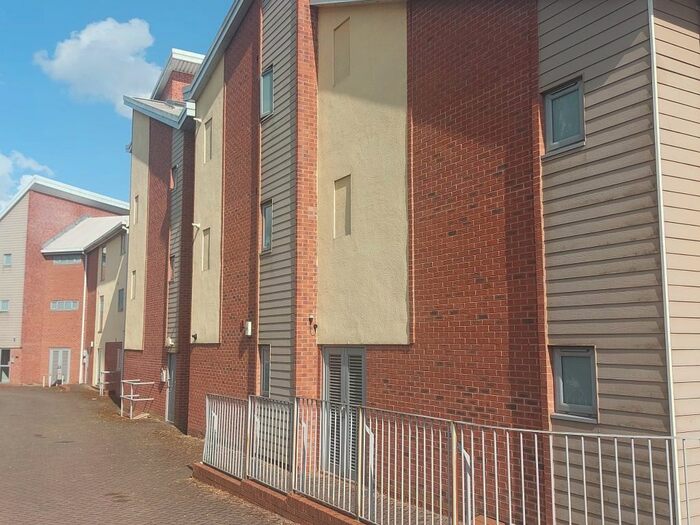 2 Bedroom Flat To Rent In Mandara Point, Drapers Field, Coventry, CV1