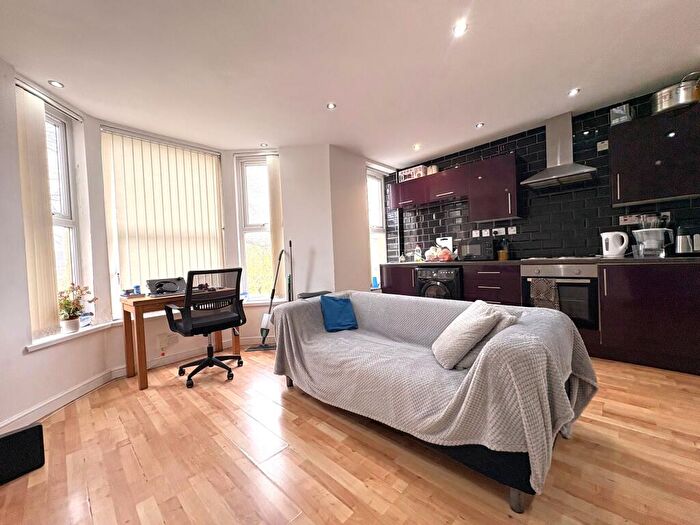 1 Bedroom Apartment To Rent In Taff Embankement, Cardiff, CF11