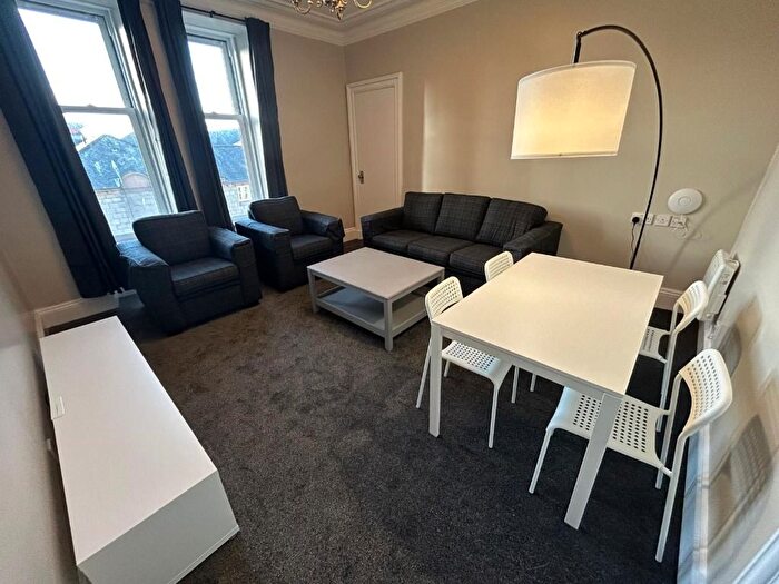 3 Bedroom Flat To Rent In Rosemount Viaduct, Rosemount, Aberdeen, AB25