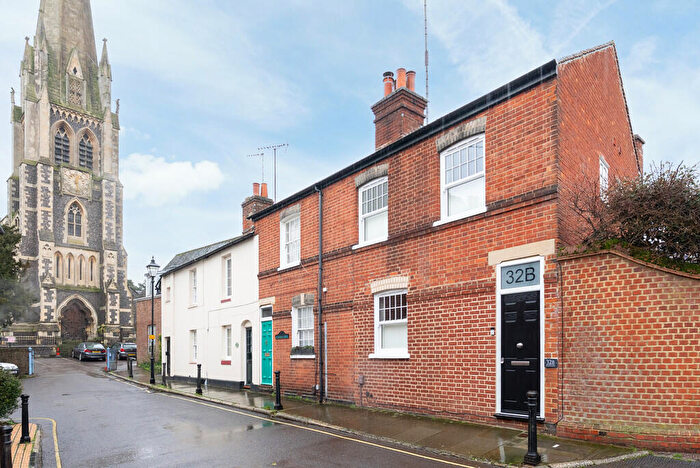 2 Bedroom End Of Terrace House For Sale In Church Street, Dorking, RH4