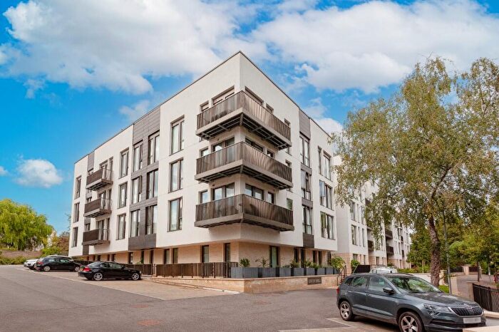 1 Bedroom Apartment For Sale In St. Georges Road, Cheltenham, Gloucestershire, GL50