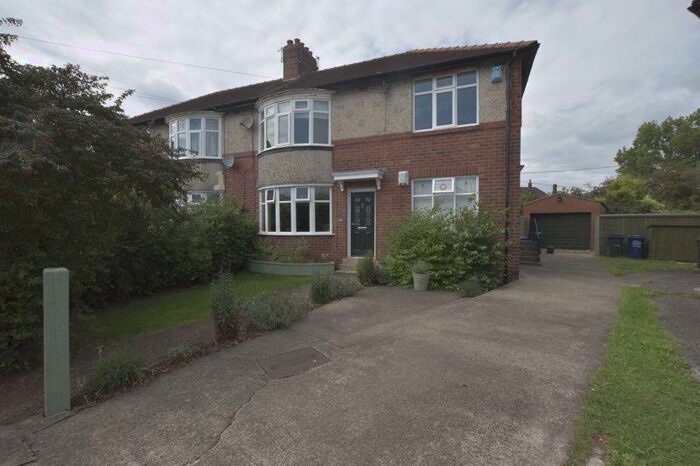 2 Bedroom Flat To Rent In Ferndene Grove, Newcastle Upon Tyne, NE7