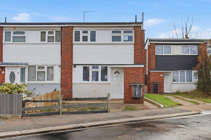 3 Bedroom End Of Terrace House For Sale In Liddon Road, Plaistow, E13