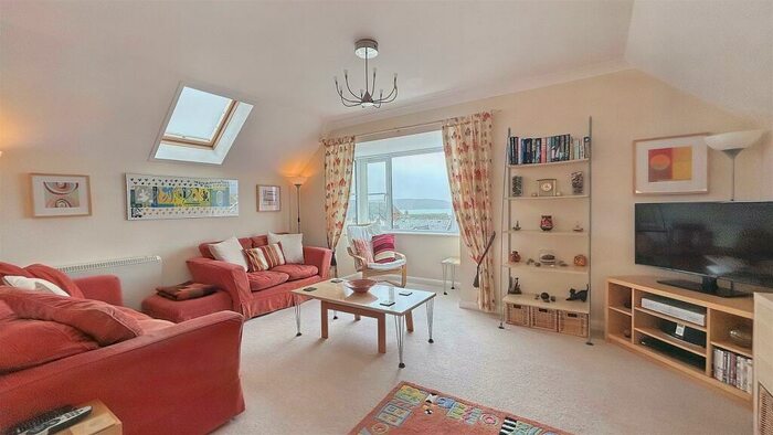 2 Bedroom Duplex For Sale In Puffin Way, Broad Haven, Haverfordwest, SA62