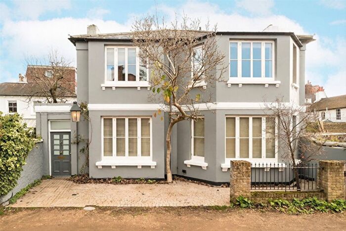 5 Bedroom Detached House To Rent In The Green, Wimbledon Village, SW19