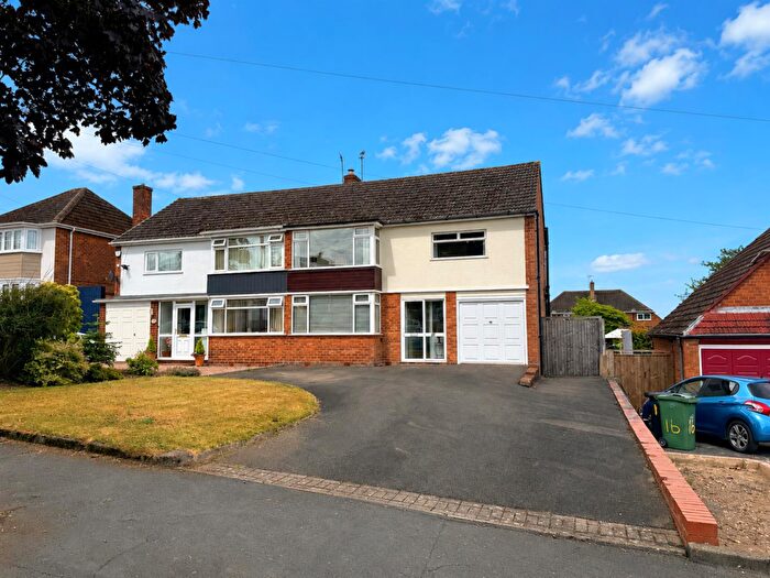 3 Bedroom Semi-Detached House For Sale In Stevens Road, Stourbridge, DY9
