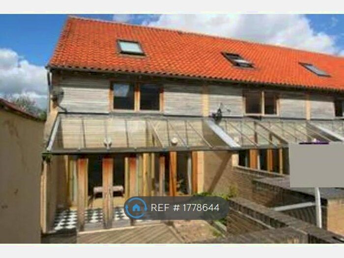 3 Bedroom Terraced House To Rent In Raes Yard, Bury St. Edmunds, IP33