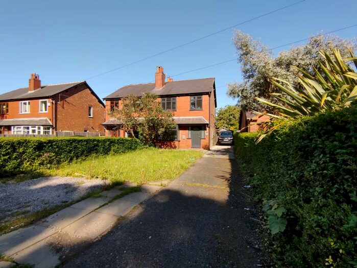 3 Bedroom House To Rent In Wigan Road, Euxton, Chorley, PR7