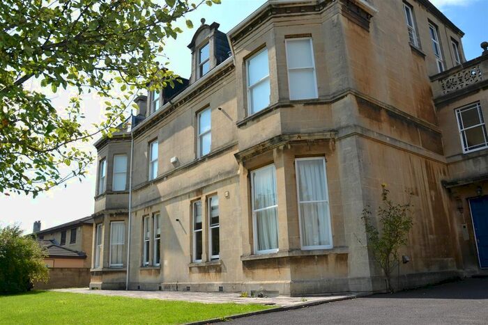 2 Bedroom Flat To Rent In Kingsley House, Upper Oldfield Park, Bath, BA2