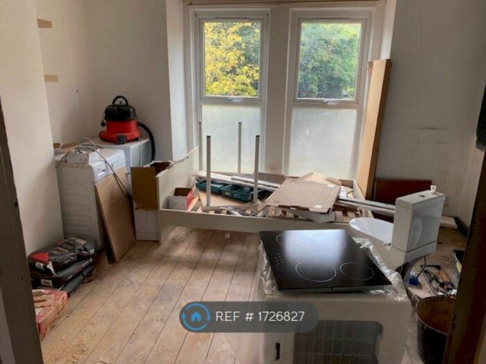 Studio To Rent In Manley Road, Manchester, M16