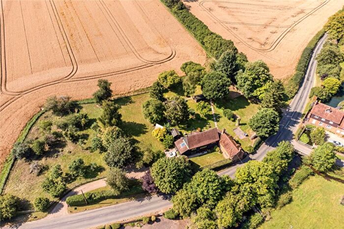 3 Bedroom Detached House For Sale In Kimpton Road, Codicote, Hitchin, Hertfordshire, SG4